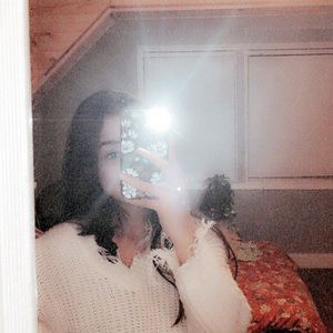 Meet your Posher, Noelia